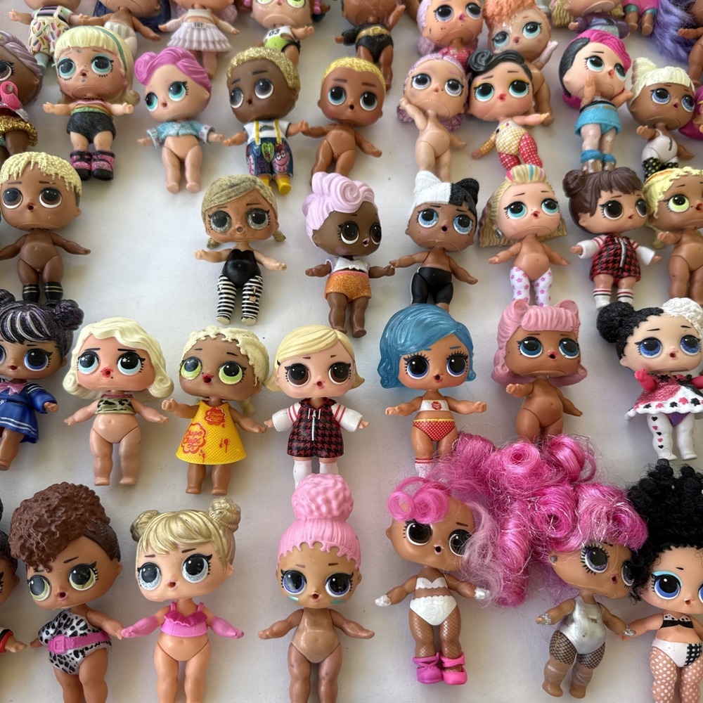 Lot Of Lol Dolls, Pets And Accessories Over 100 Dolls/ 200 Pieces - Picture 9 of 16